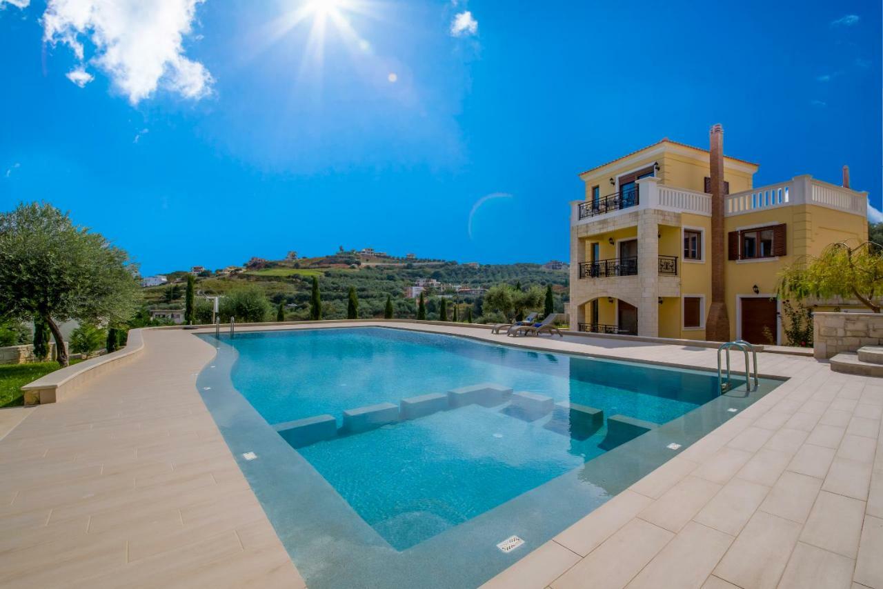 Casa Leone Suites Sztalósz Kültér fotó